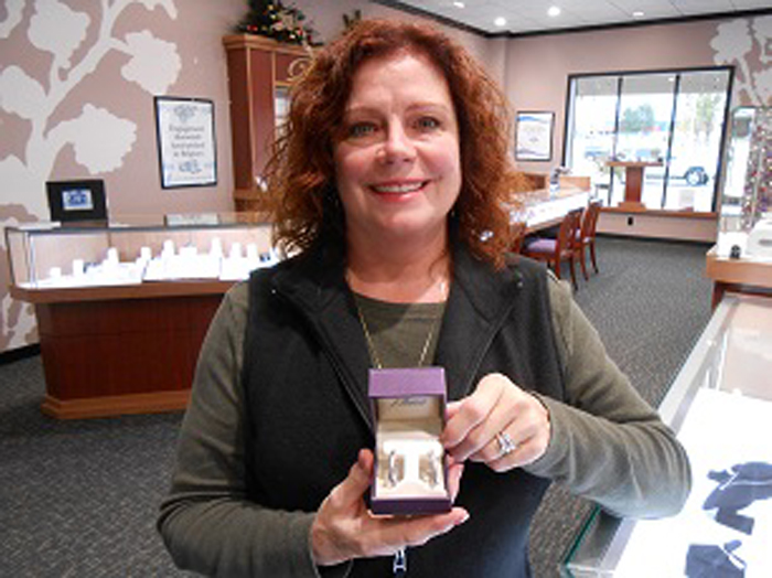 Kathleen-3rd-Quarter-2013-Jewelry-Winner-64.jpg