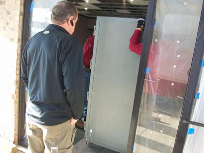 Moving-4-32.jpg