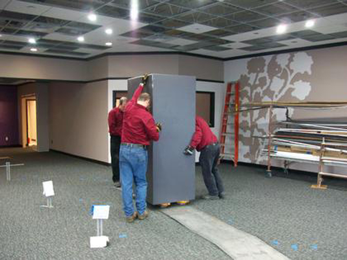 Moving-7-85.jpg