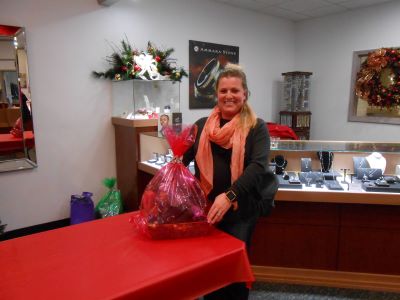 Stefanie basket winner