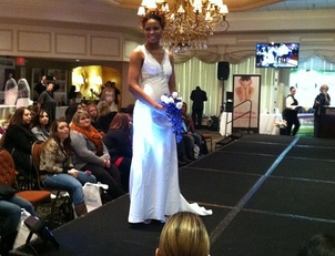 brides-modeling-on-runway-2014-2-17.jpg